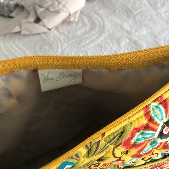 Vera Bradley Bag - Picture 6 of 7